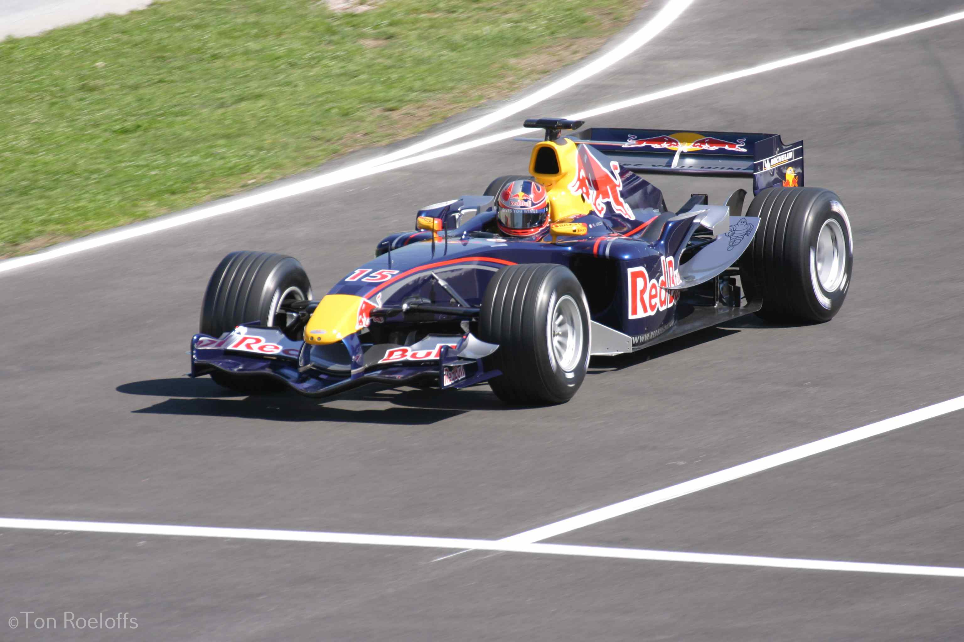 Vettel verremt zich